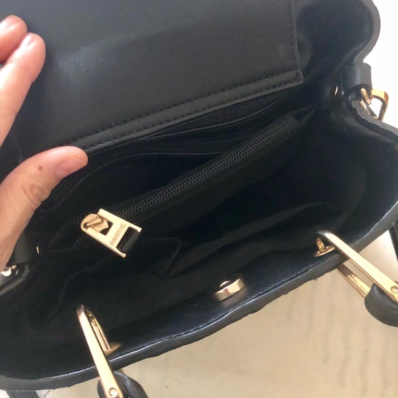 Purse - Picture 4 of 5